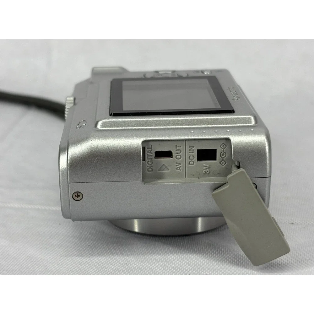 Panasonic Lumix DMC-LZ2 5MP 6x Optical Zoom Digital Camera Silver Vintage